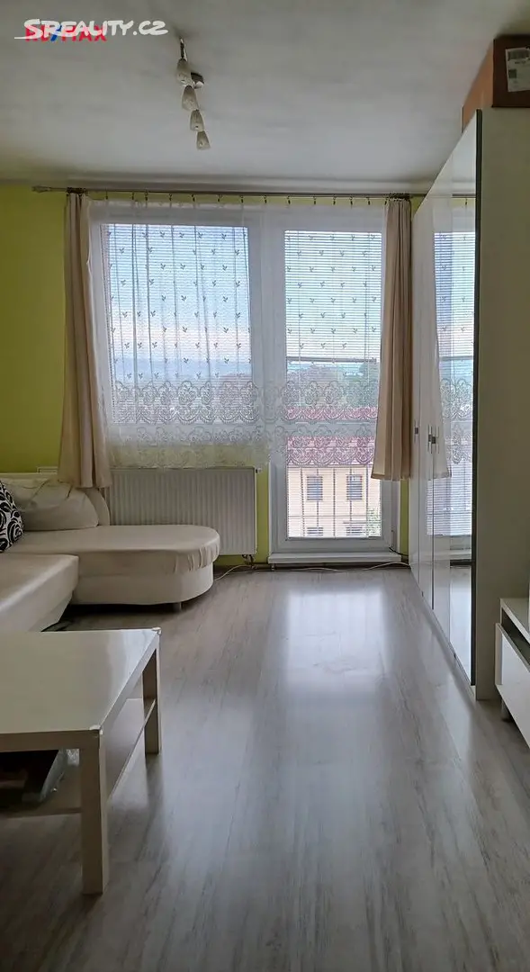 Pronájem bytu 2+1 61 m², Nádražní, Štěpánov