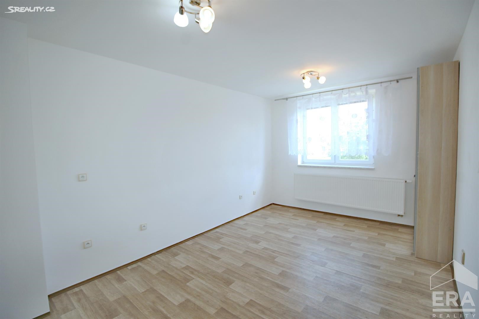 Pronájem bytu 2+kk 60 m², J. Myslbeka, Čáslav - Čáslav-Nové Město