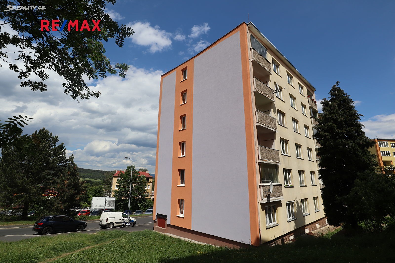 Pronájem bytu 2+kk 40 m², Školní, Karlovy Vary - Stará Role