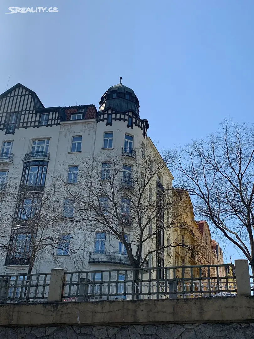 Pronájem bytu 2+kk 55 m², Janáčkovo nábřeží, Praha 5 - Smíchov
