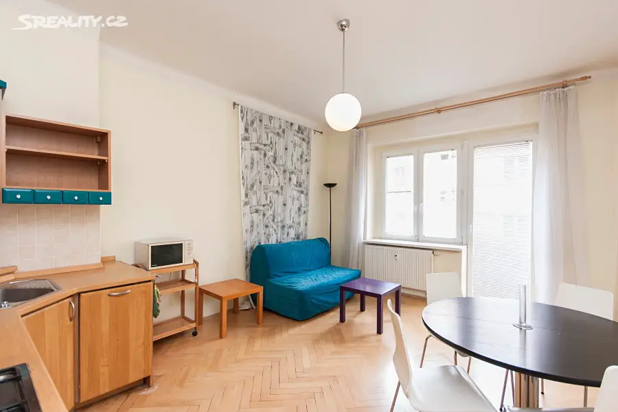 Pronájem bytu 2+kk 64 m², Na Březince, Praha - Smíchov