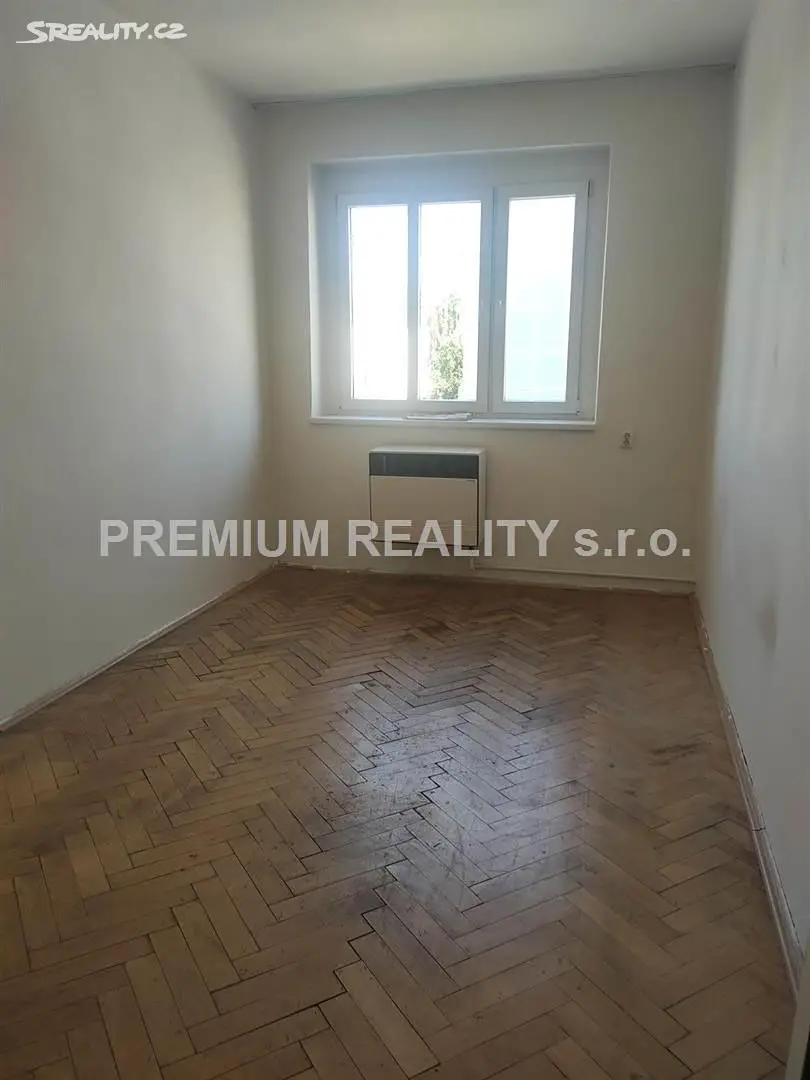 Pronájem bytu 2+kk 46 m², V olšinách, Praha 10 - Strašnice