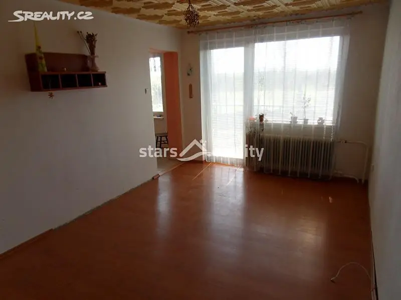 Pronájem bytu 3+1 75 m², Černuc - Bratkovice, okres Kladno