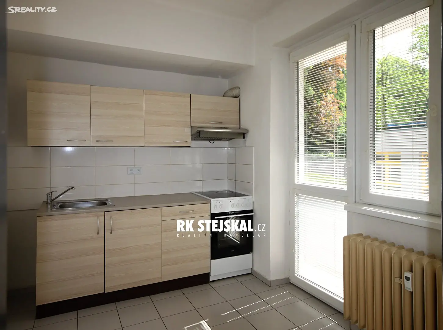 Pronájem bytu 3+1 73 m², třída Míru, Český Krumlov - Latrán