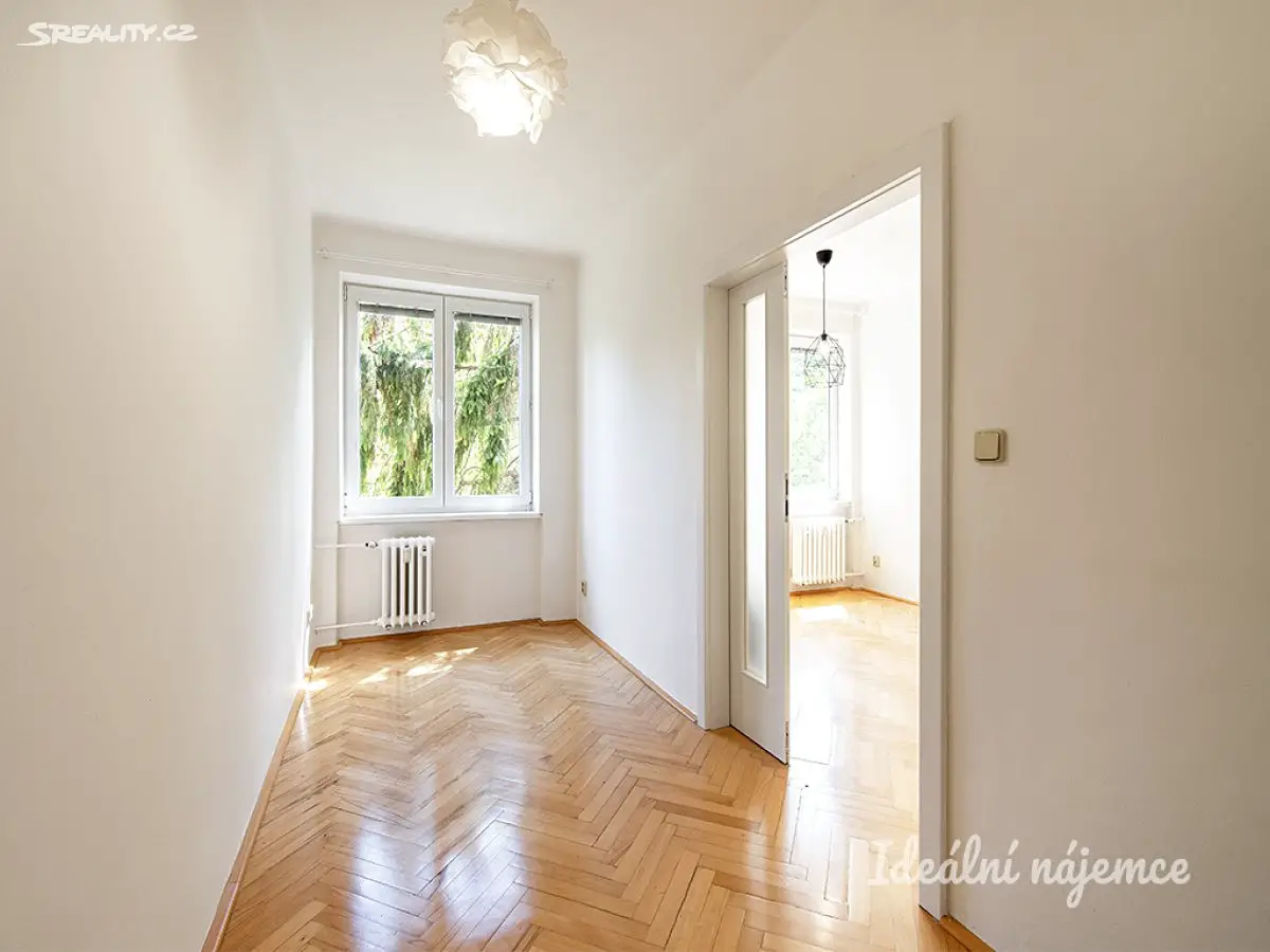 Pronájem bytu 3+1 61 m², Dvouletky, Praha 10 - Strašnice