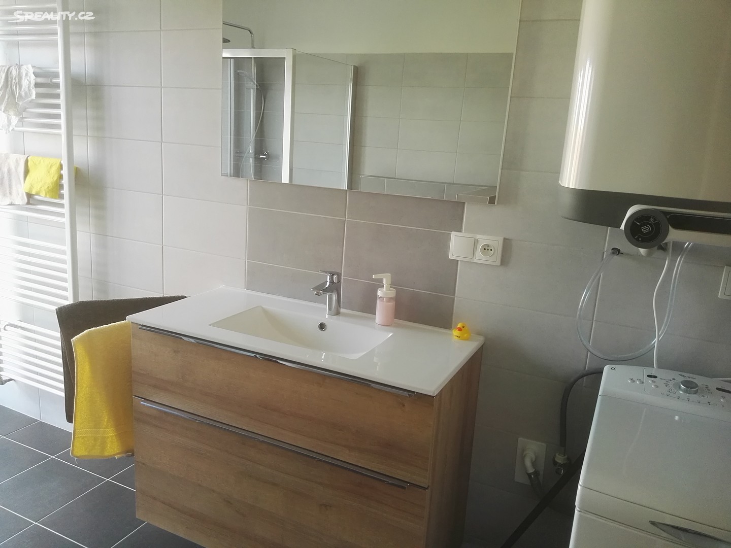 Pronájem bytu 3+kk 80 m² (Podkrovní), Purkyňova, Brno