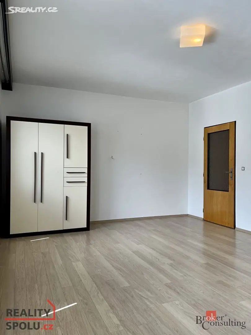 Pronájem bytu 3+kk 72 m², Karlovarská, Plzeň - Severní Předměstí