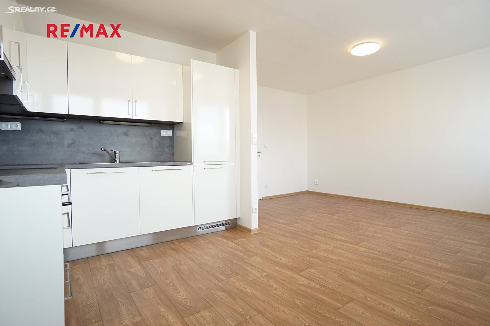 Pronájem bytu 3+kk 61 m², Bělocerkevská, Praha 10 - Vršovice