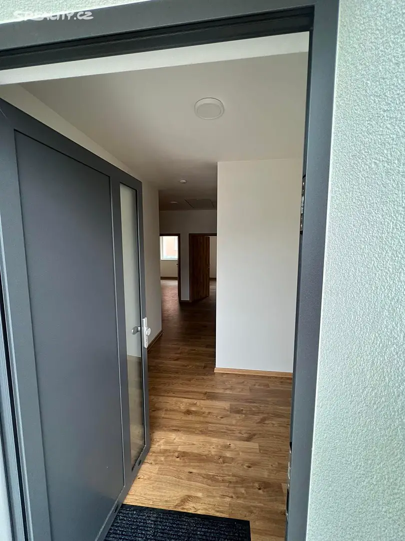 Pronájem  rodinného domu 110 m², pozemek 300 m², Luční, Šanov