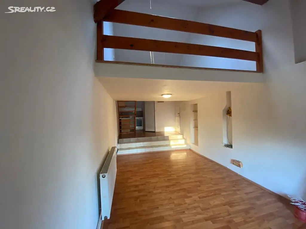 Pronájem bytu atypické 45 m² (Mezonet), Česká Lípa - Častolovice, okres Česká Lípa