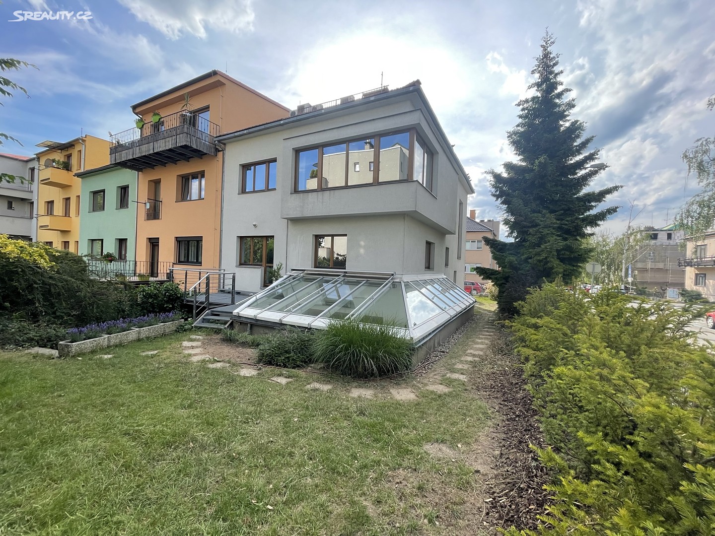 Pronájem  rodinného domu 340 m², pozemek 410 m², Dunajevského, Brno - Žabovřesky