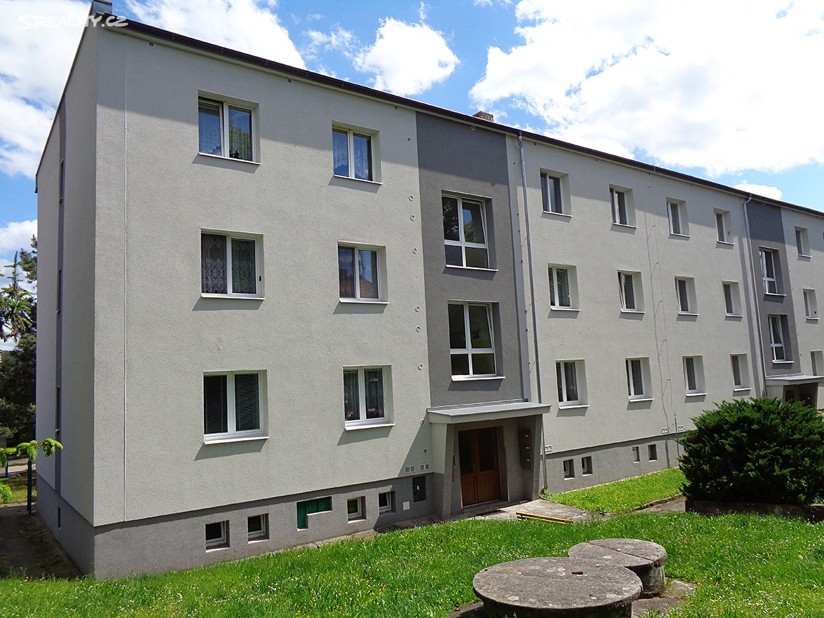 Prodej bytu 3+1 102 m², Dlouhá, Chrást