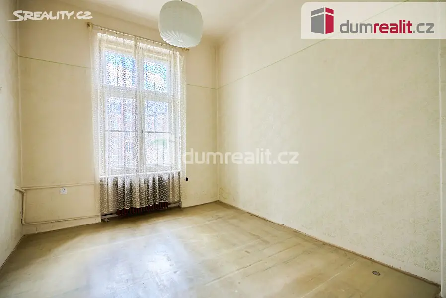 Prodej bytu 3+1 69 m², Dr. Engla, Karlovy Vary