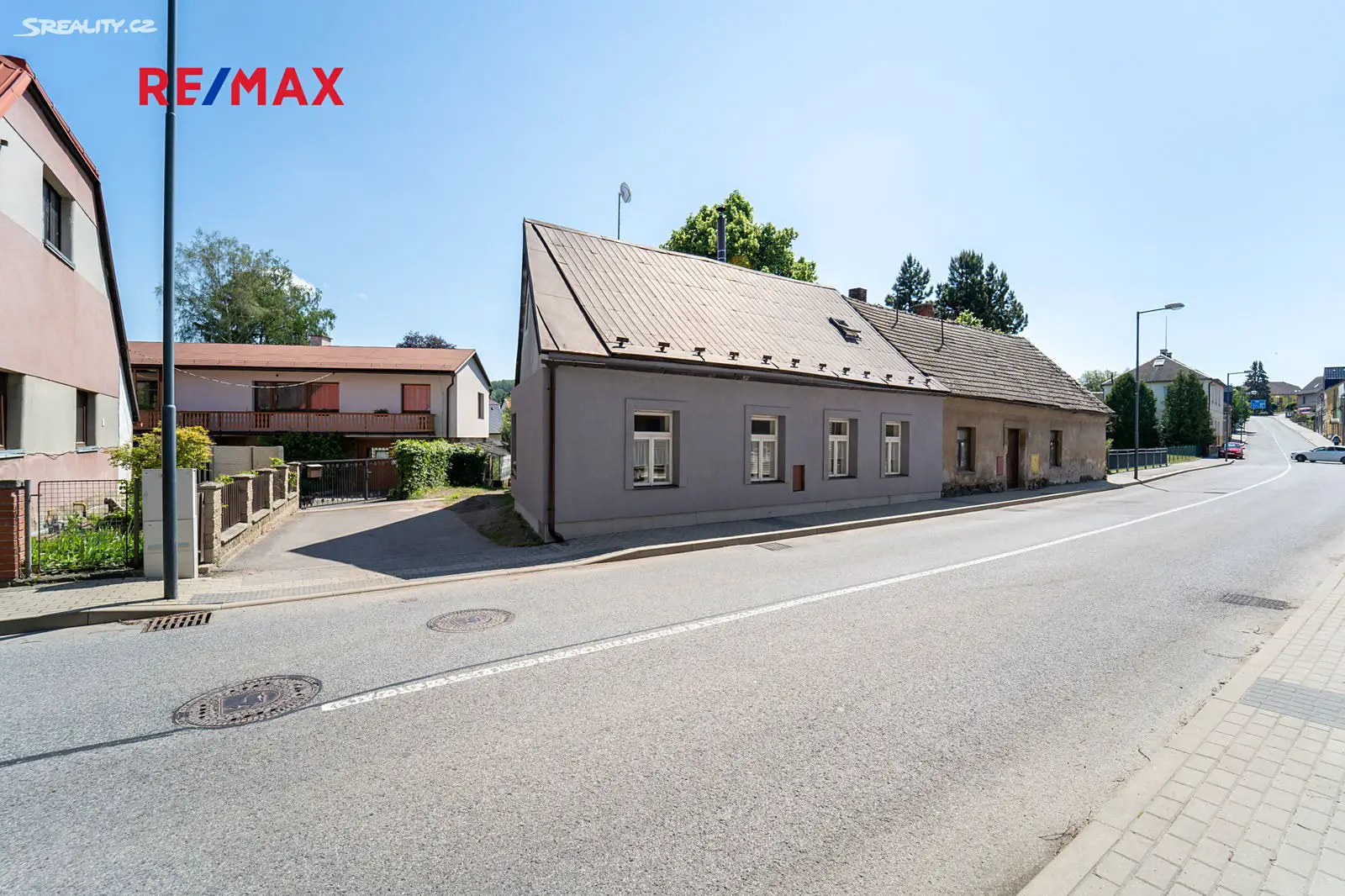 Prodej  rodinného domu 105 m², pozemek 201 m², Komenského, Rovensko pod Troskami