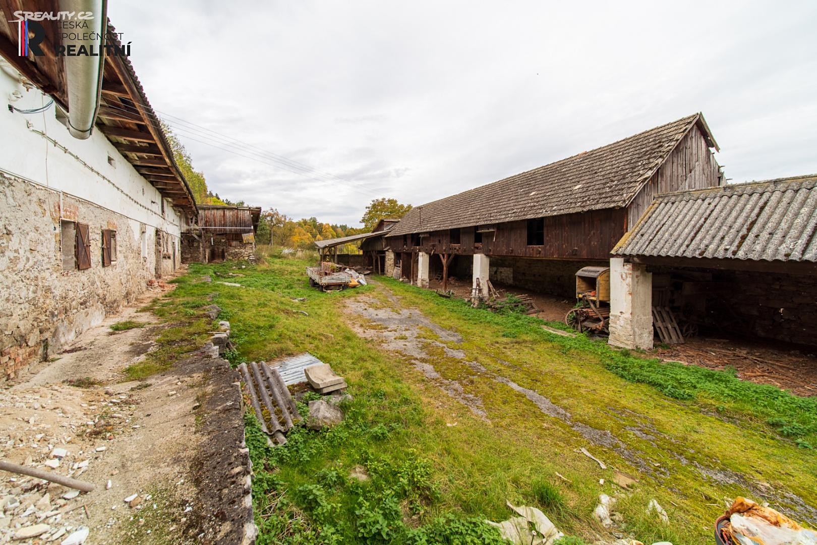 Prodej  zemědělské usedlosti 1 967 m², pozemek 7 607 m², Vimperk - Sudslavice, okres Prachatice