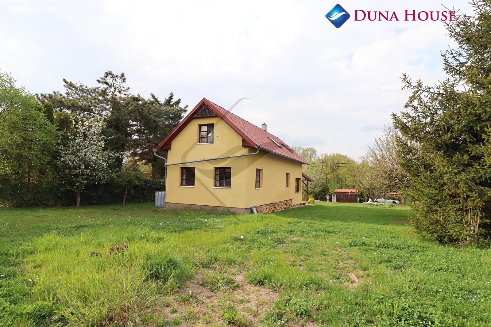 Prodej  stavebního pozemku 1 570 m², V Zahrádkách, Dolní Břežany - Zálepy