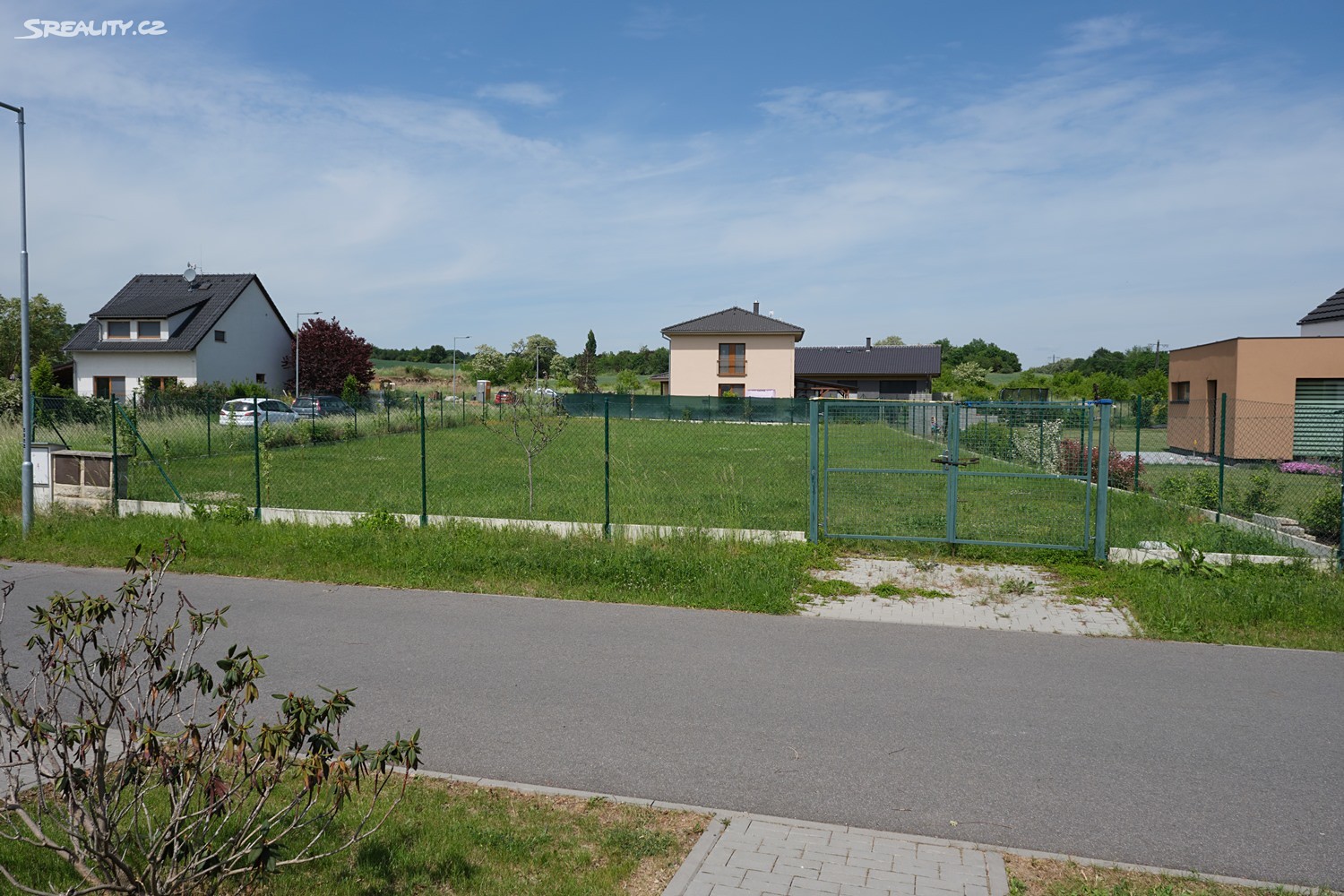 Prodej  stavebního pozemku 1 000 m², Na Skalách, Kralupy nad Vltavou