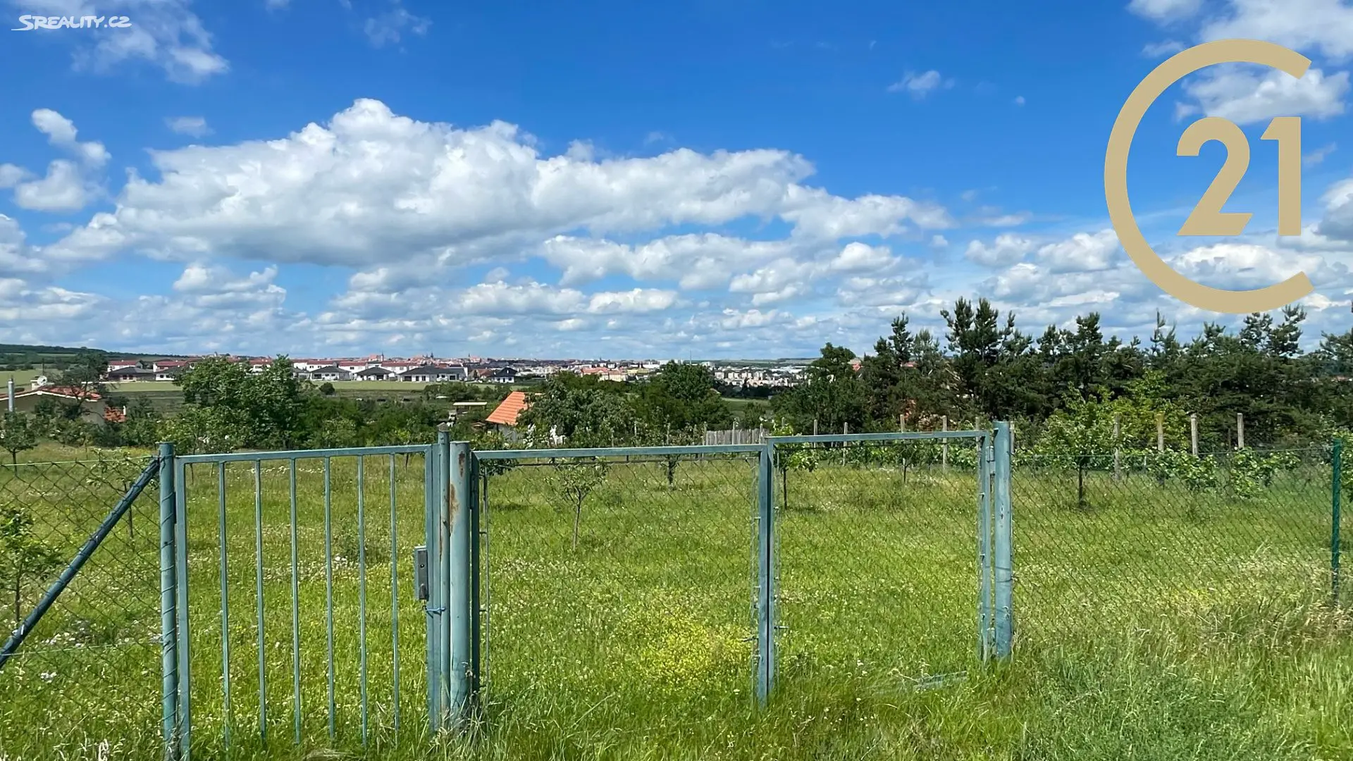 Prodej  stavebního pozemku 2 760 m², Zlatá hora, Nový Šaldorf-Sedlešovice