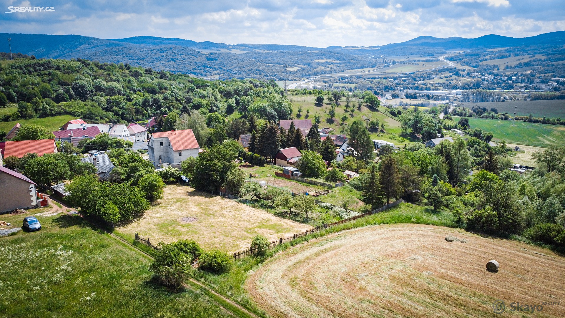 Prodej  stavebního pozemku 1 296 m², Řehlovice - Habří, okres Ústí nad Labem
