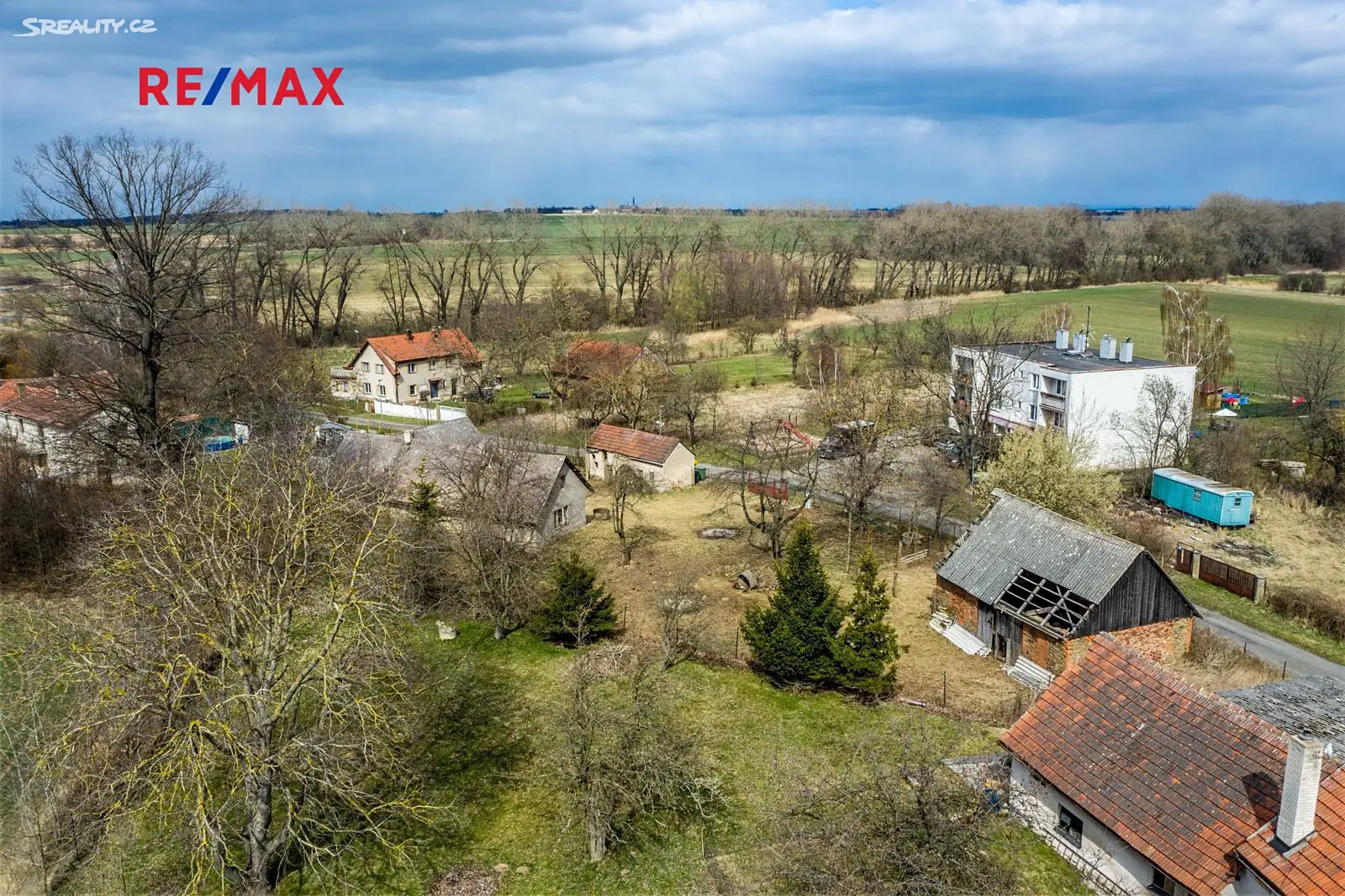 Prodej  stavebního pozemku 1 315 m², Uhlířské Janovice - Bláto, okres Kutná Hora