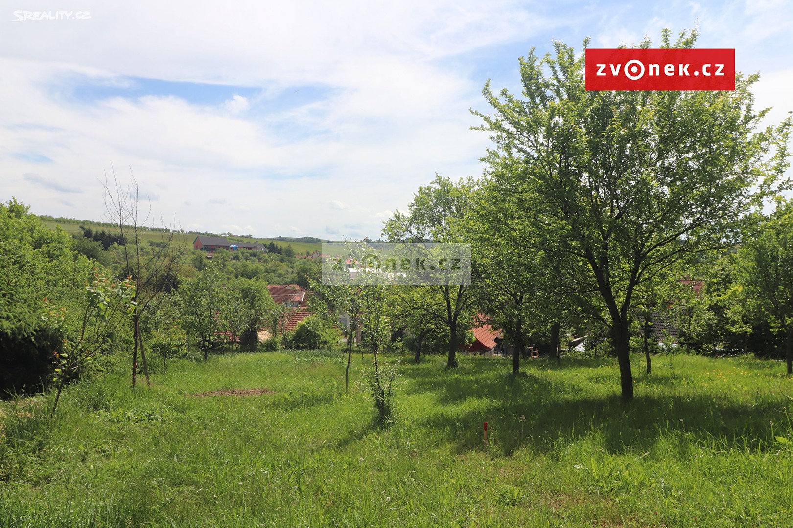 Prodej  stavebního pozemku 1 564 m², Vysoké Pole, okres Zlín
