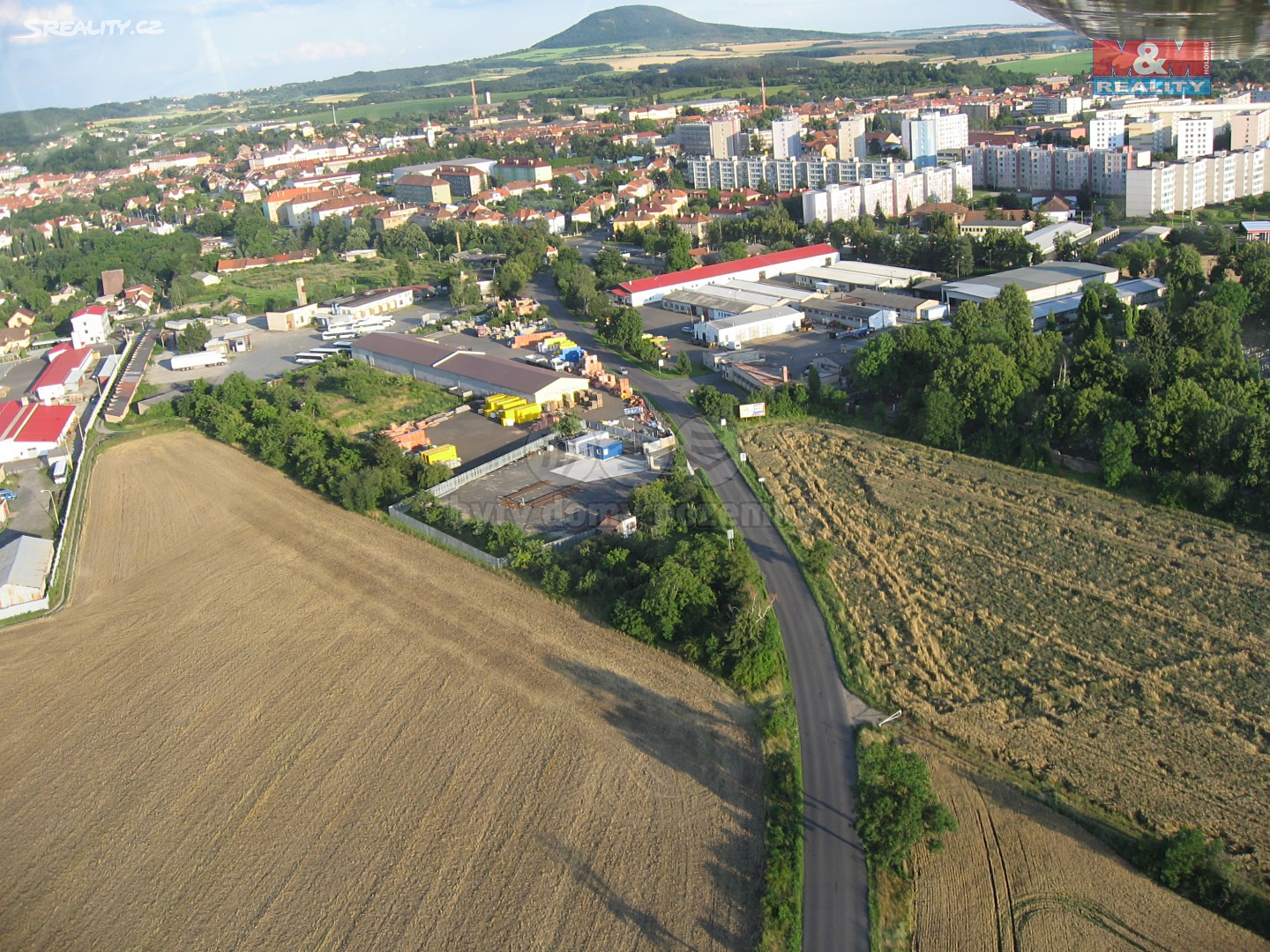 Prodej  pozemku 3 815 m², Roudnice nad Labem, okres Litoměřice