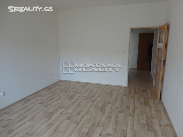 Pronájem bytu 1+1 38 m², Ústín, okres Olomouc