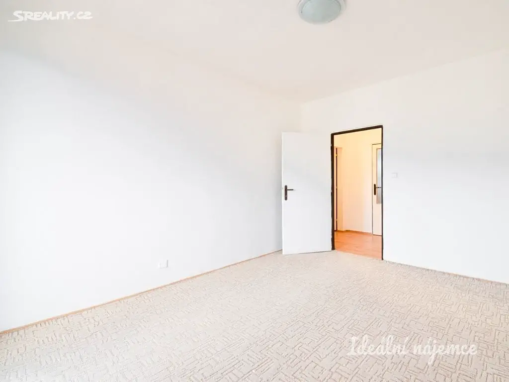 Pronájem bytu 2+1 60 m², U Velké ceny, Brno - Kohoutovice