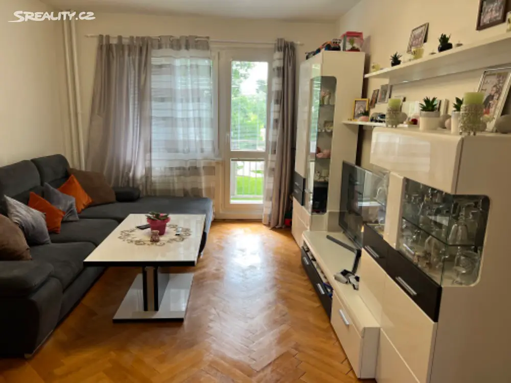 Pronájem bytu 2+1 54 m², Dánská, Kladno - Kročehlavy
