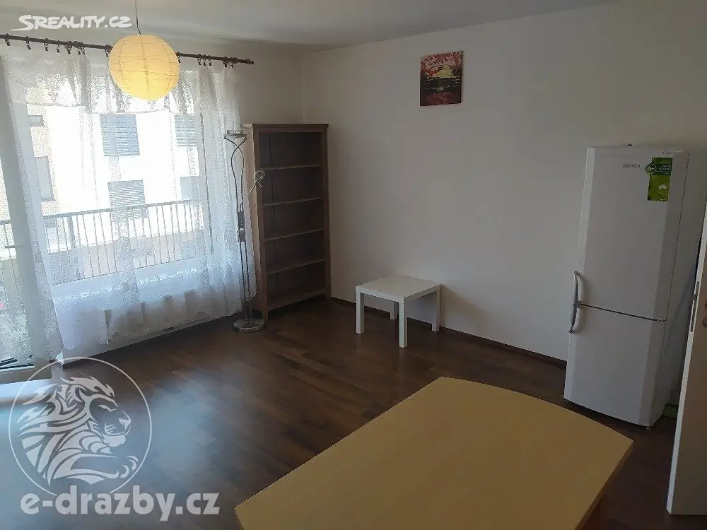 Pronájem bytu 2+kk 52 m², Farářství, Hradec Králové - Pražské Předměstí