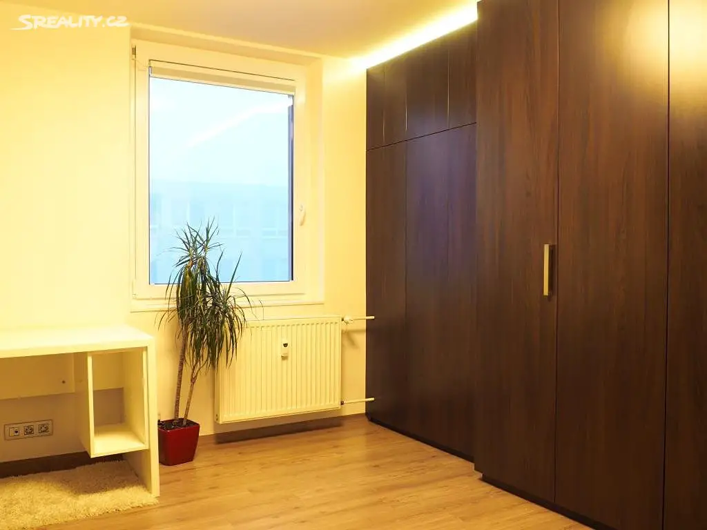 Pronájem bytu 3+1 75 m², Pavlovská, Brno - Kohoutovice