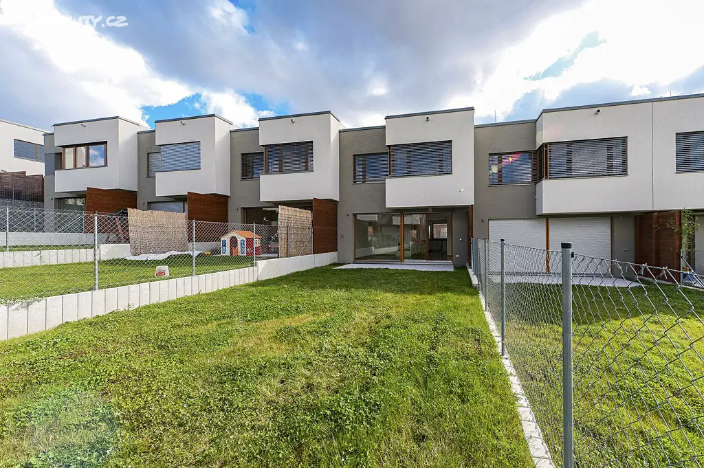 Pronájem  rodinného domu 190 m², pozemek 900 m², Laténská, Praha 5 - Jinonice
