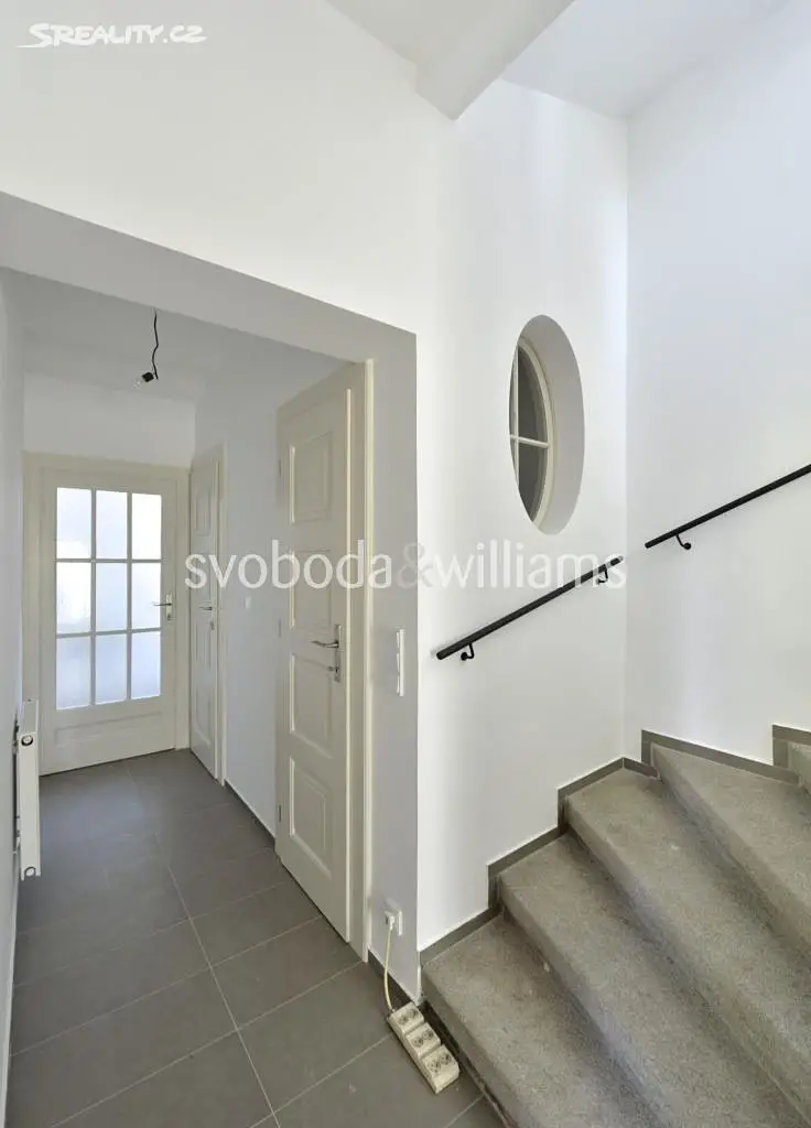Pronájem  rodinného domu 200 m², pozemek 319 m², Pod Ořechovkou, Praha 6 - Střešovice