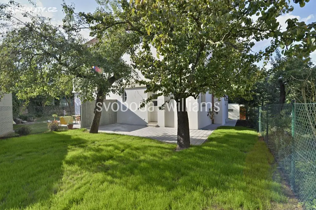Pronájem  rodinného domu 200 m², pozemek 319 m², Pod Ořechovkou, Praha 6 - Střešovice
