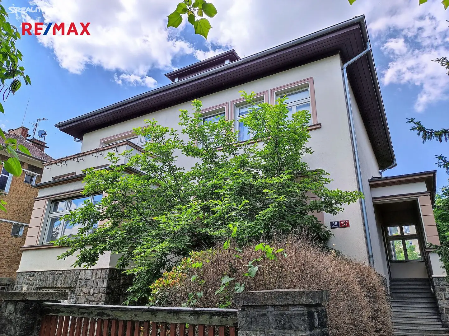 Prodej  rodinného domu 285 m², pozemek 861 m², Štefánikova, Ústí nad Labem - Klíše