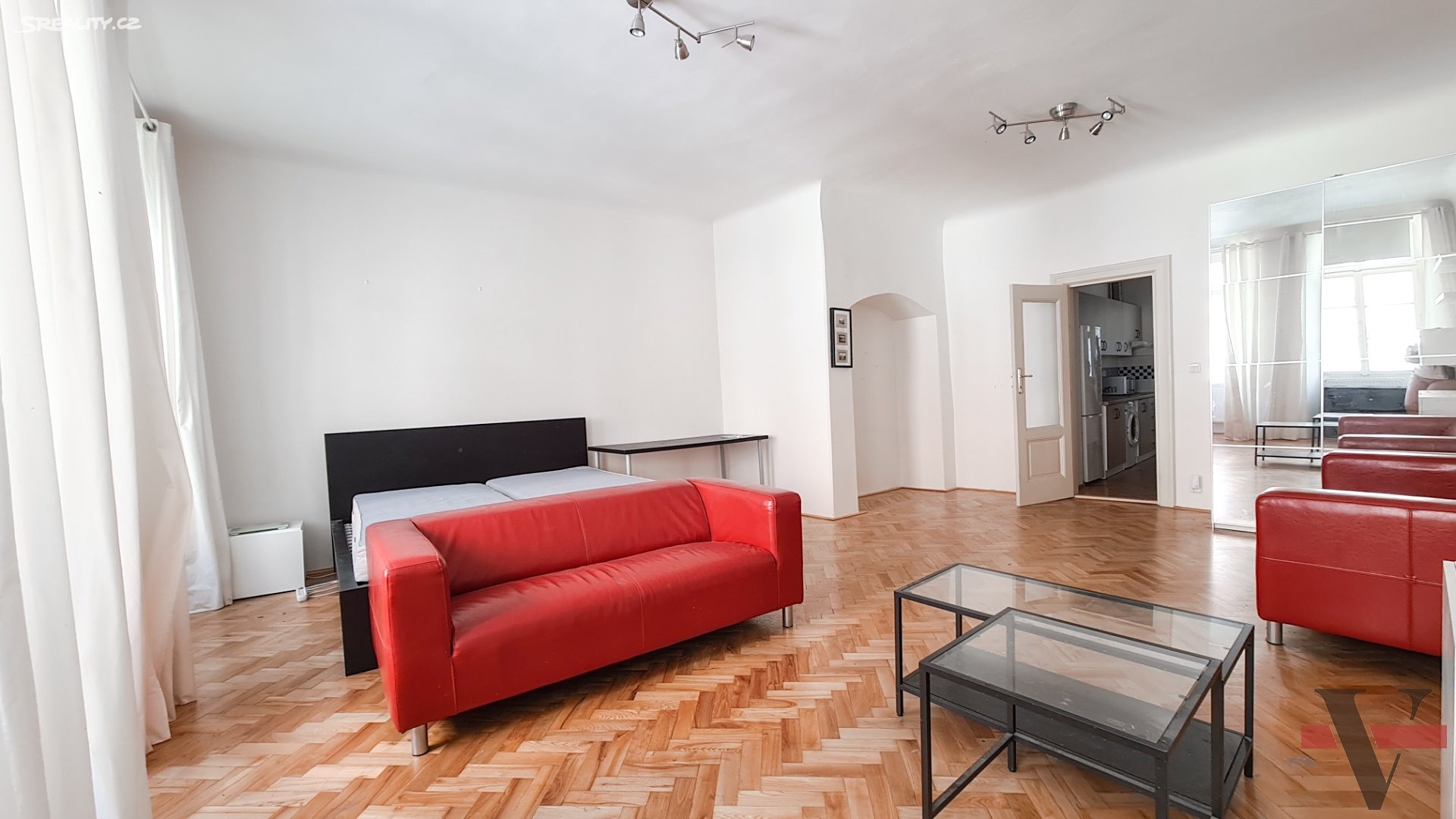 Pronájem bytu 1+kk 57 m², Nerudova, Praha 1 - Malá Strana