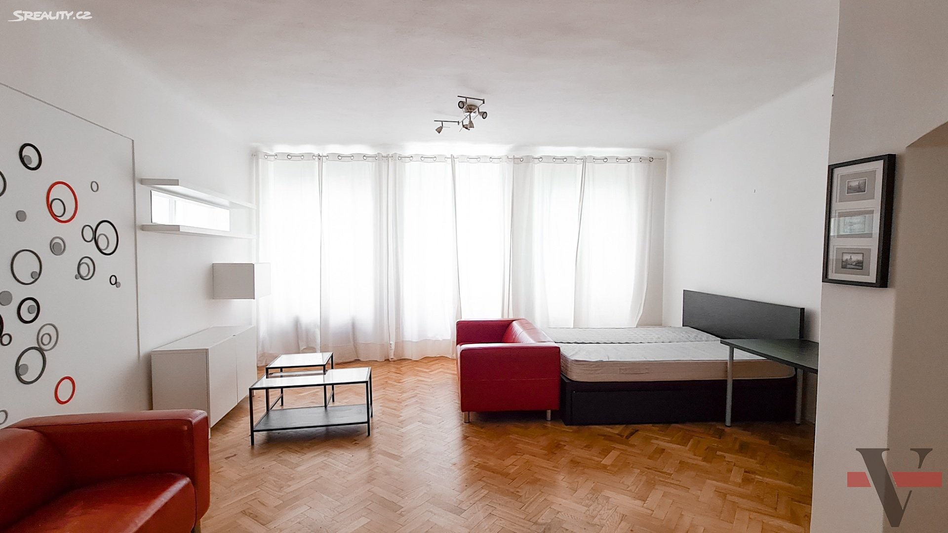 Pronájem bytu 1+kk 57 m², Nerudova, Praha 1 - Malá Strana