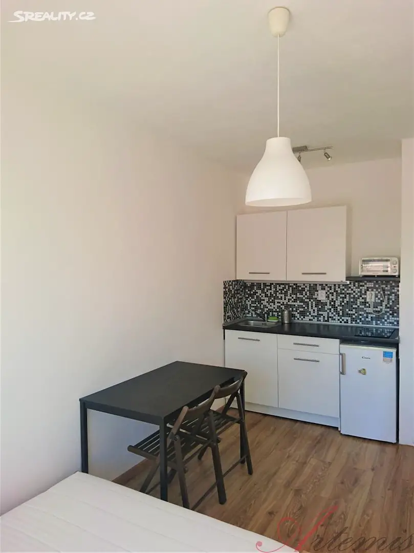 Prodej bytu 1+kk 28 m², Korunní, Ostrava - Mariánské Hory