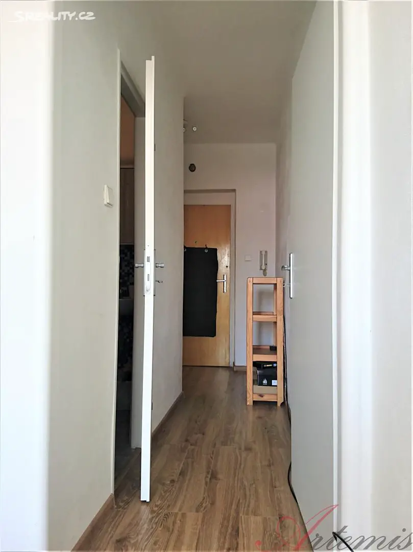 Prodej bytu 1+kk 28 m², Korunní, Ostrava - Mariánské Hory