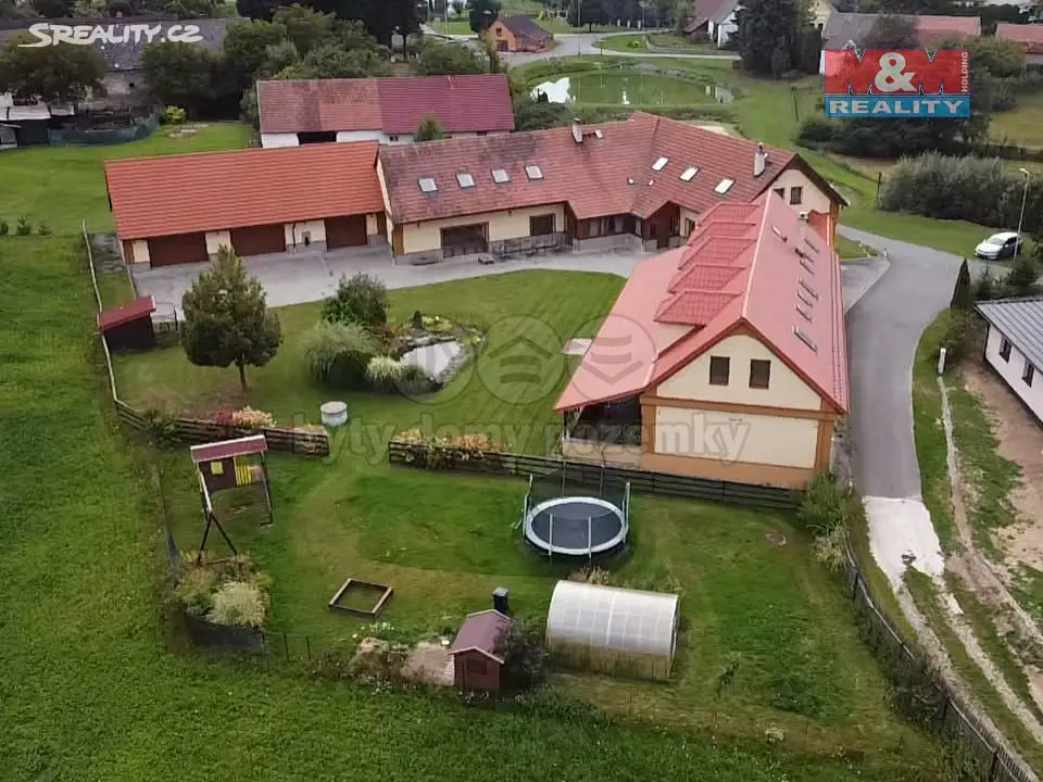 Prodej  rodinného domu 764 m², pozemek 3 206 m², Nová Ves u Mladé Vožice, okres Tábor