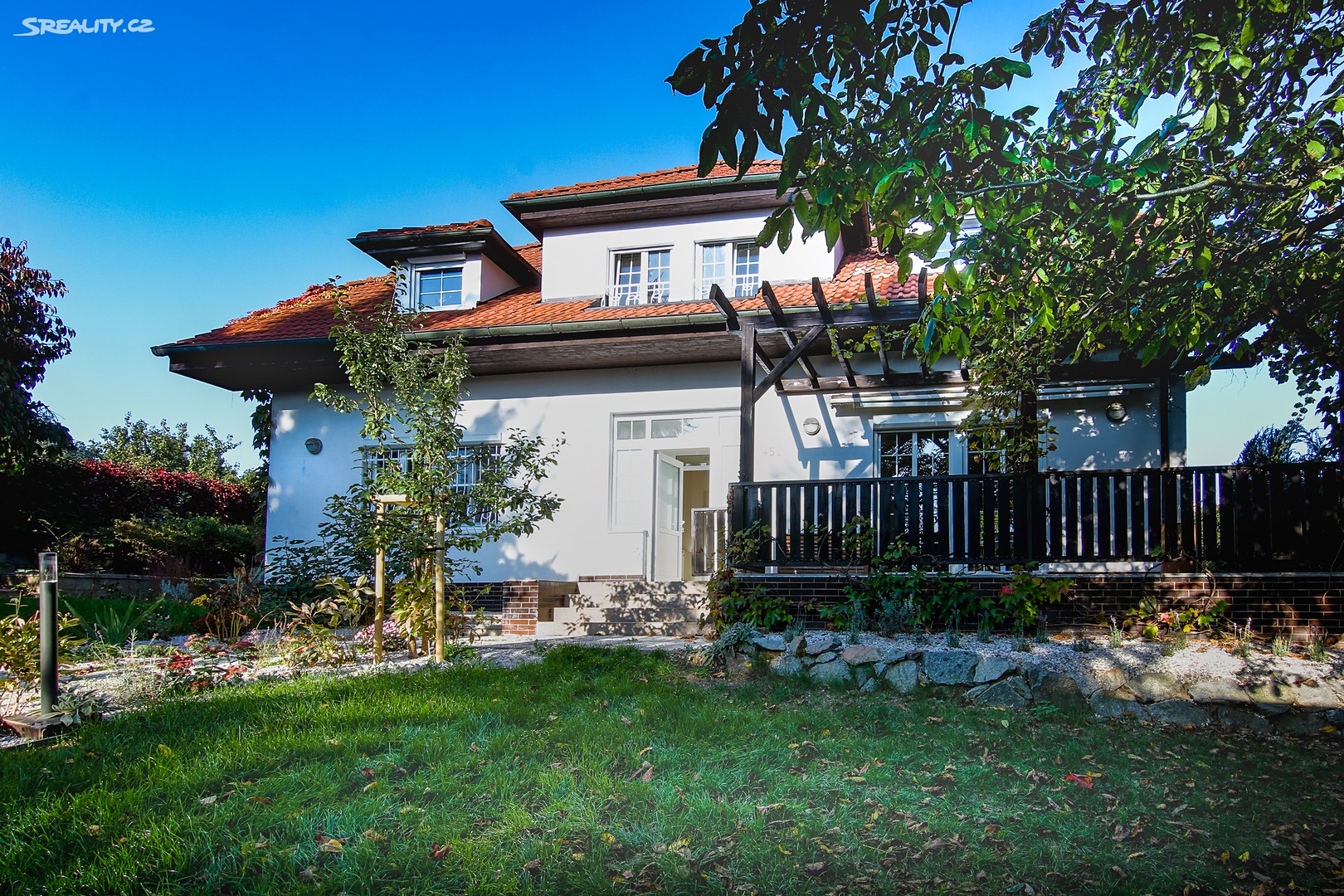 Prodej  rodinného domu 360 m², pozemek 1 195 m², Javorová, Psáry - Dolní Jirčany