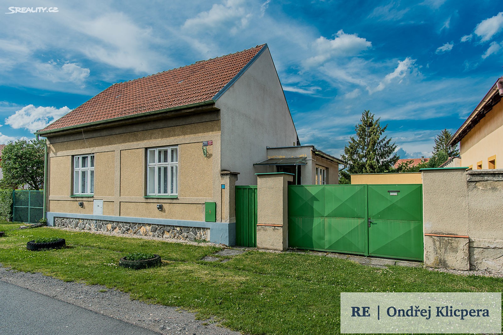 Prodej  rodinného domu 120 m², pozemek 701 m², U Nadjezdu, Sadská