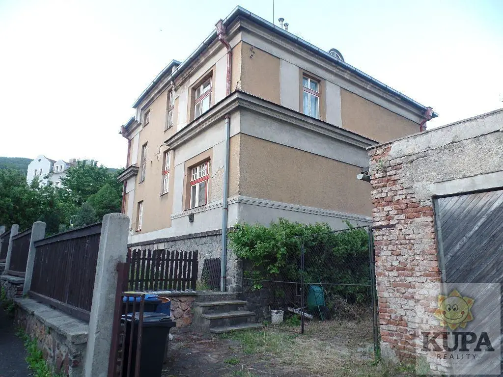 Prodej  vícegeneračního domu 186 m², pozemek 1 015 m², Wolkerova, Krupka - Bohosudov
