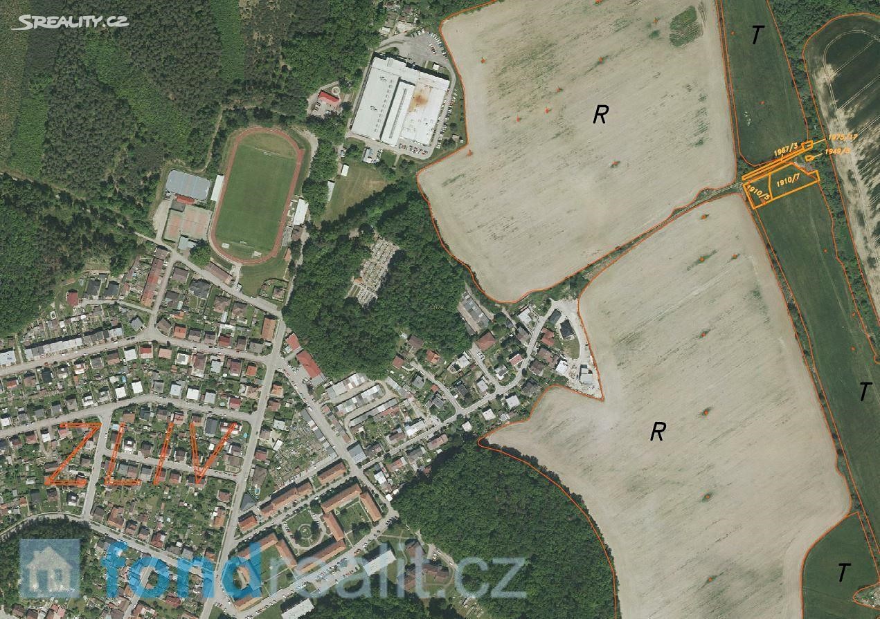 Prodej  pozemku 2 605 m², Zliv, okres České Budějovice