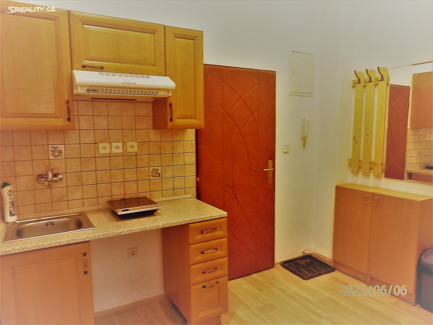 Pronájem bytu 1+kk 31 m², Hodkovická, Liberec - Liberec XXIII-Doubí
