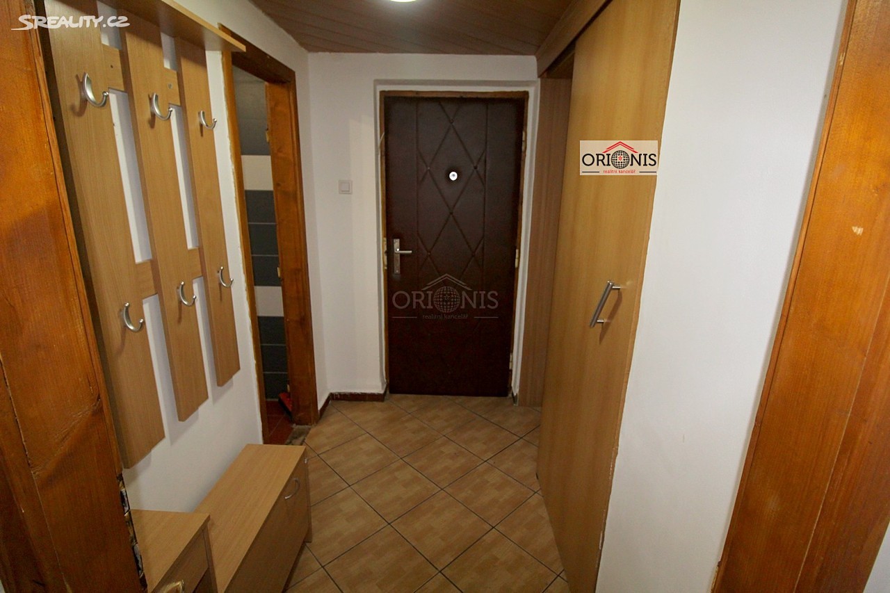 Pronájem bytu 2+1 48 m², Selská, Chomutov
