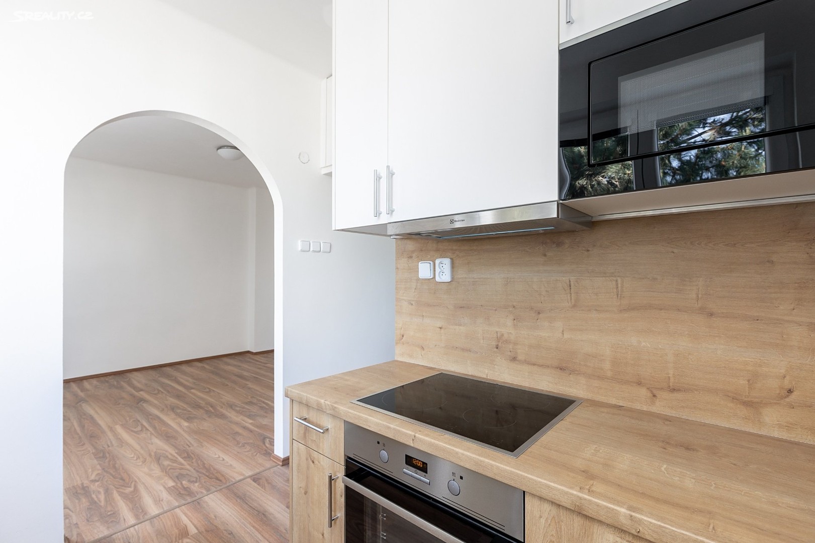 Pronájem bytu 2+1 51 m², Šumperská, Praha 9 - Letňany