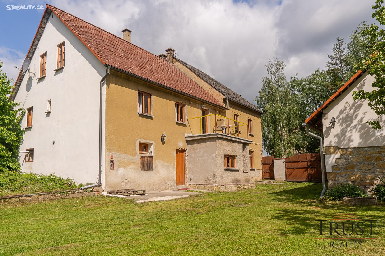 Prodej  rodinného domu 429 m², pozemek 2 172 m², Liběšice - Zimoř, okres Litoměřice