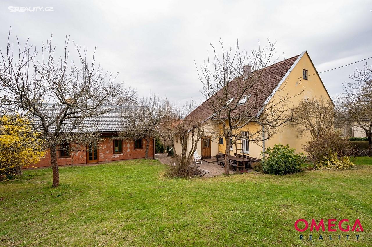 Prodej  rodinného domu 200 m², pozemek 926 m², Pecka, okres Jičín