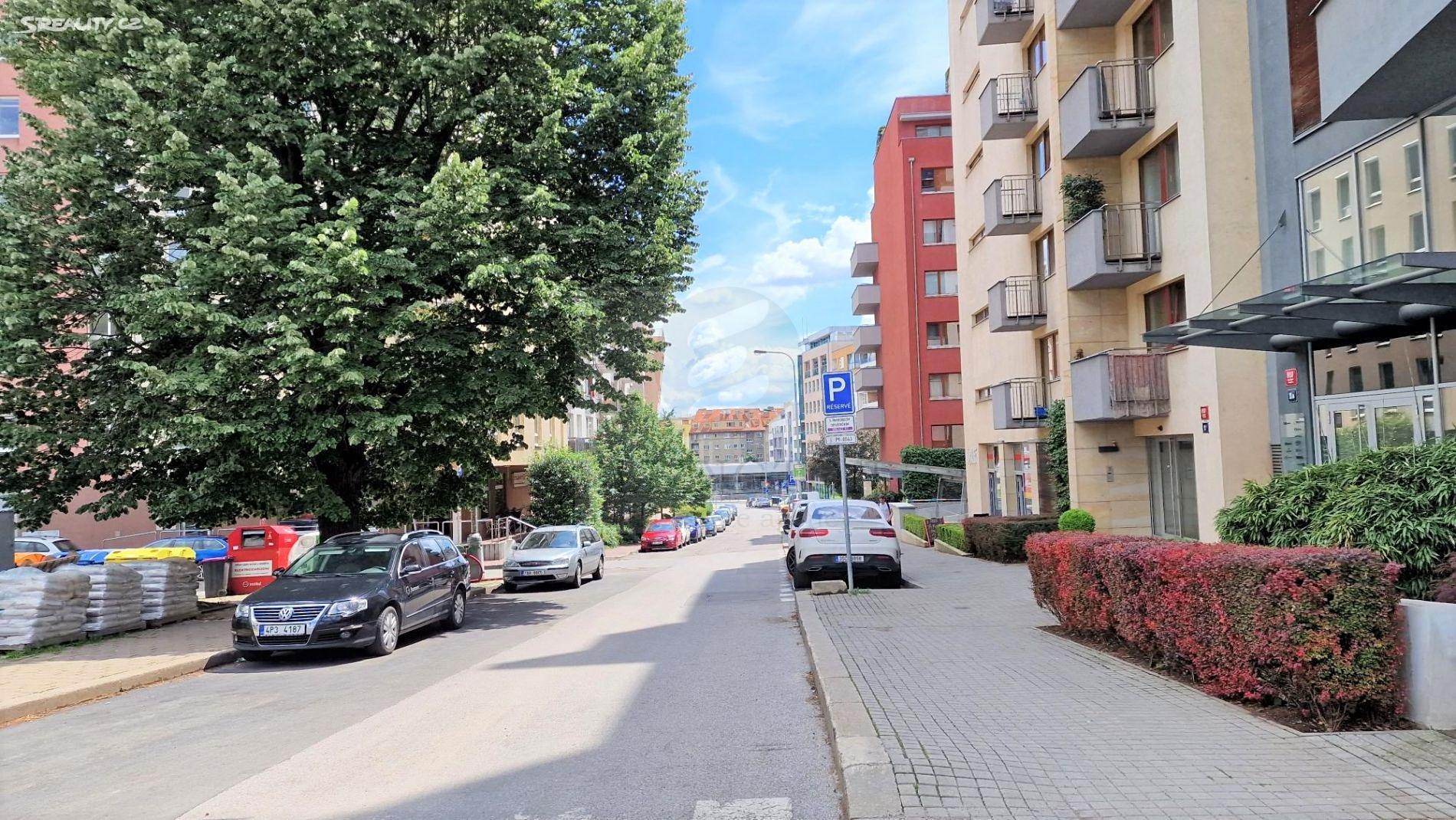 Pronájem bytu 2+kk 52 m² (Mezonet), Podnádražní, Praha 9 - Vysočany